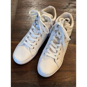 GBG Dayno high top wedge sneaker
